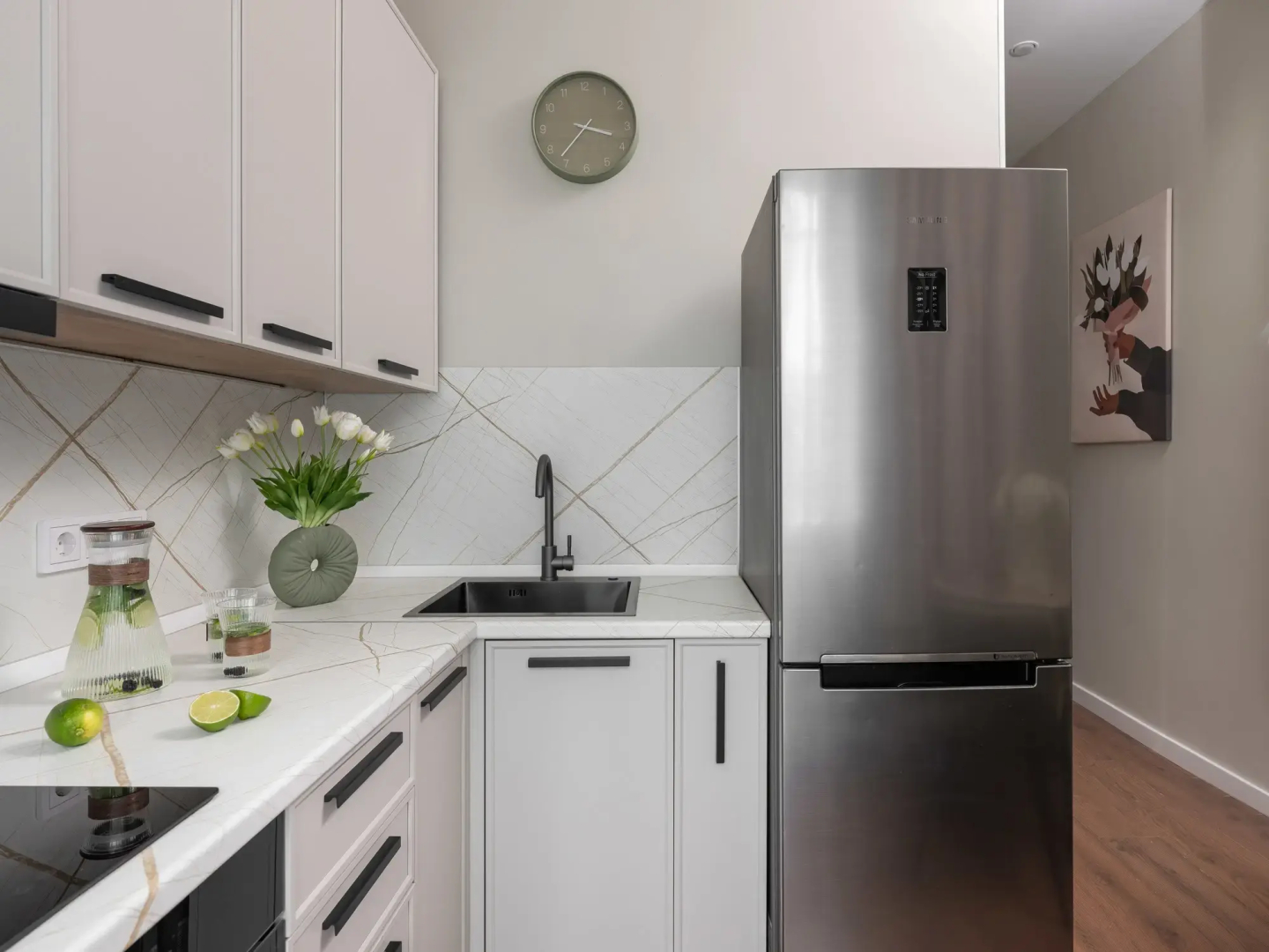 Квартира GM Apartments Стильная двушка у Триумфальной площади