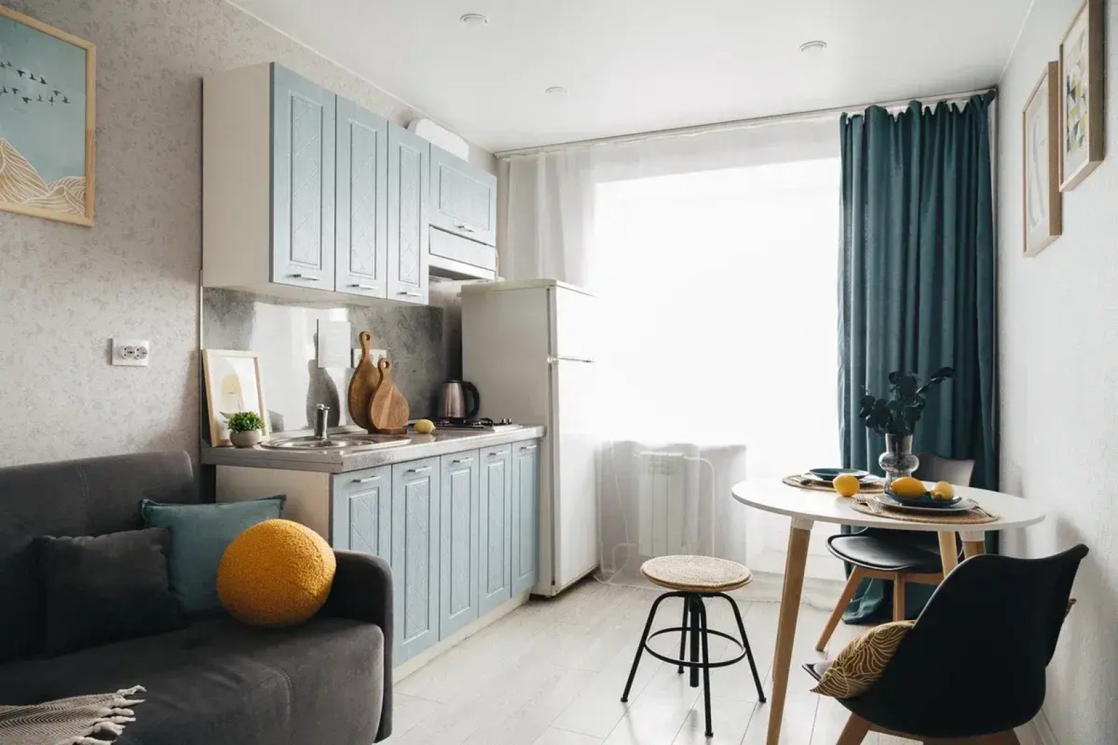 Квартира Две Подушки на Челюскинцев 62