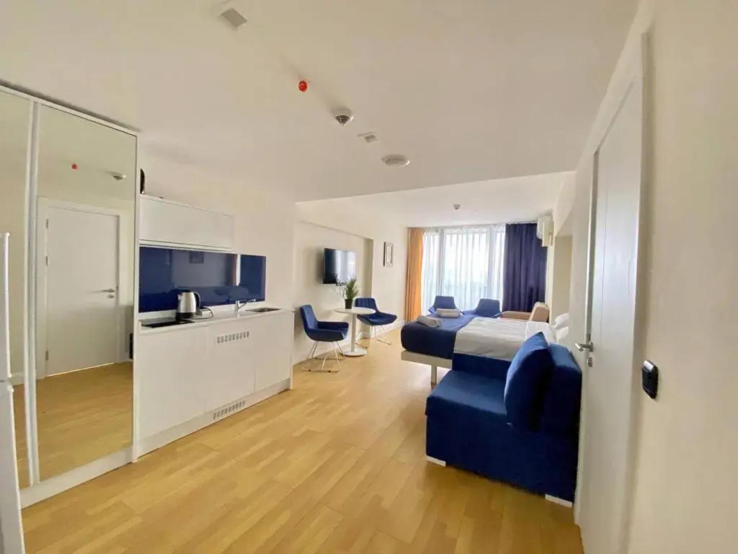 Апарт-отель Royal sunset Batumi Resort