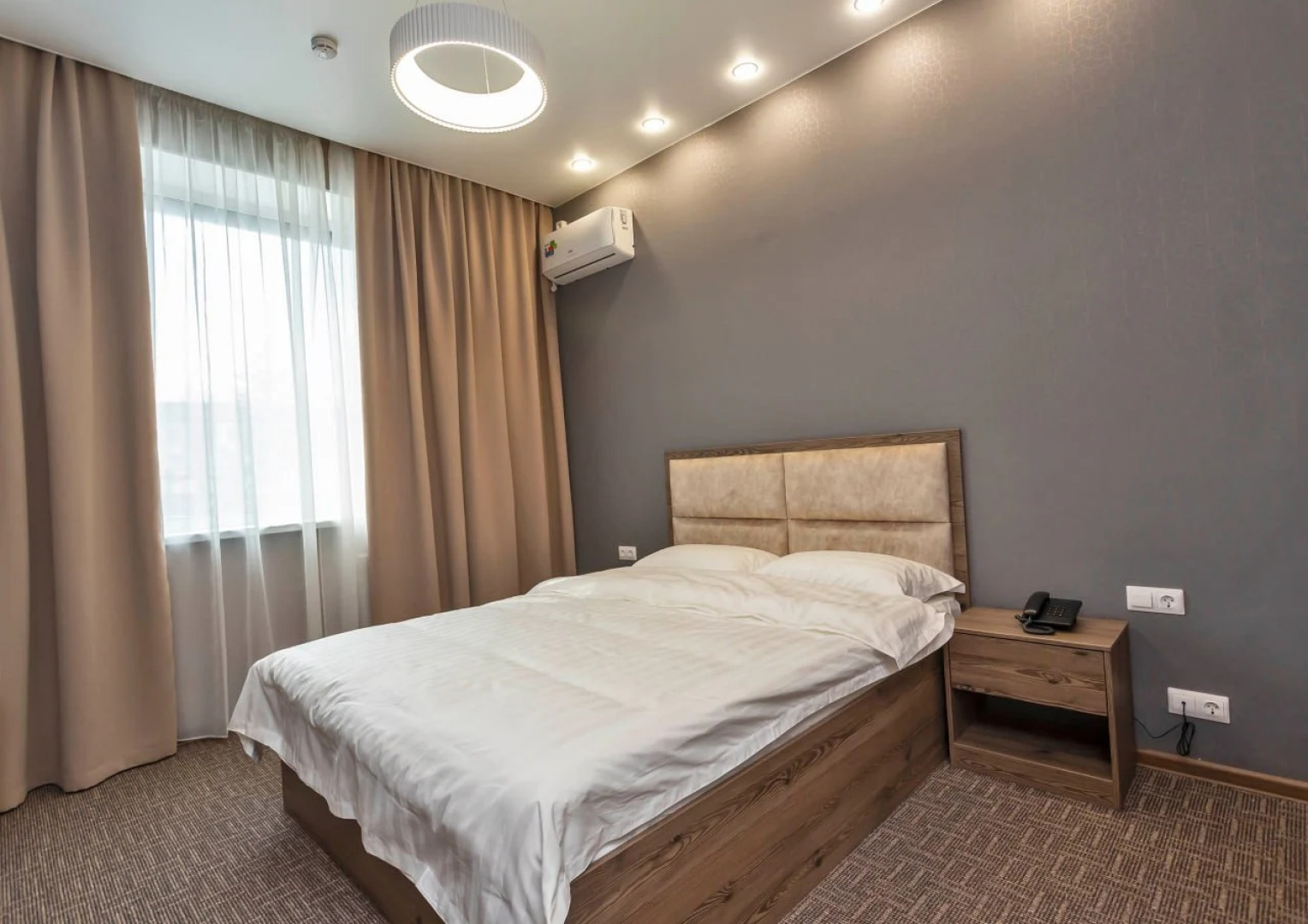 Отель "Chocolate"