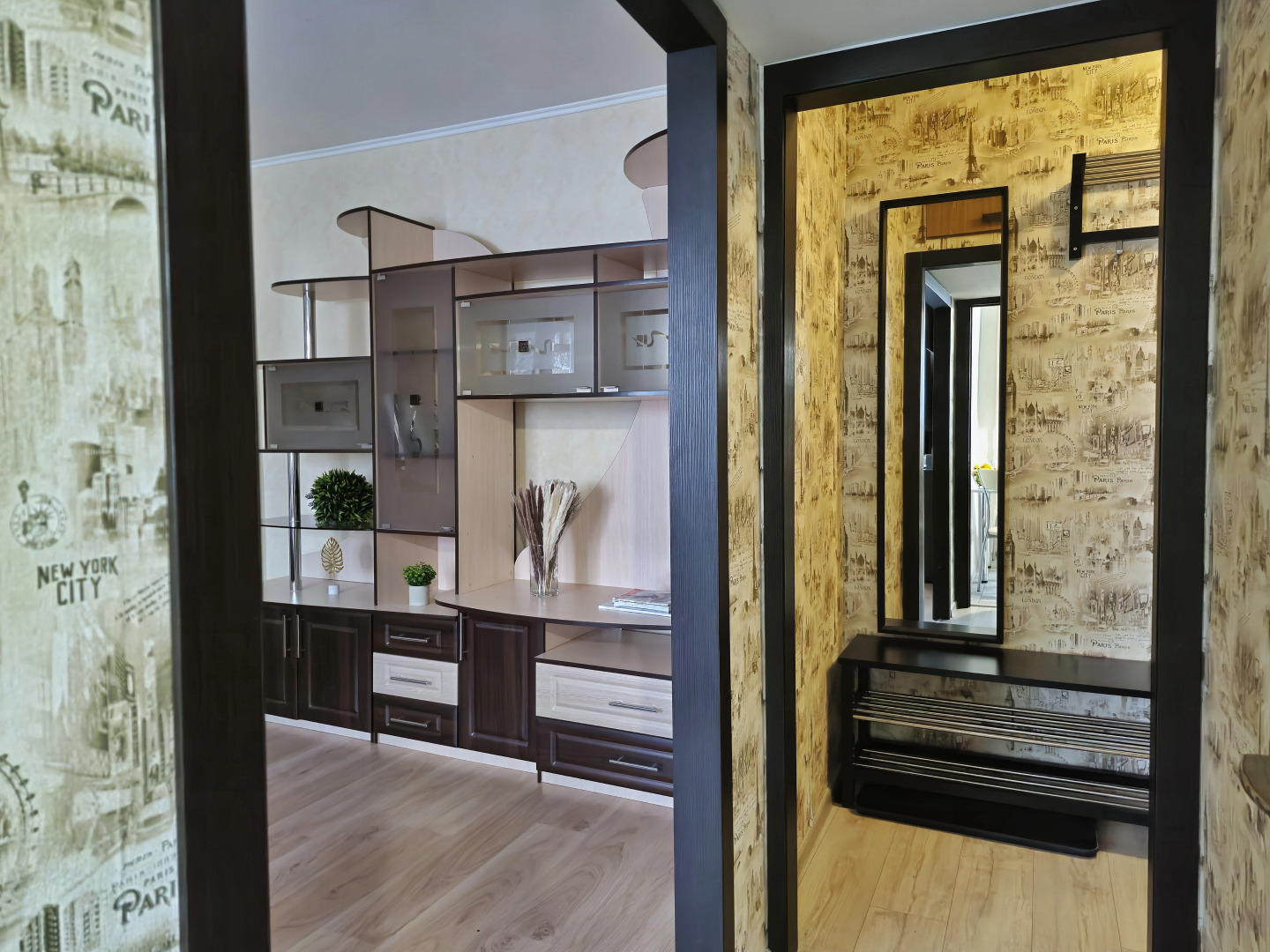 Апартаменты с балконом рядом с Комаровским рынком