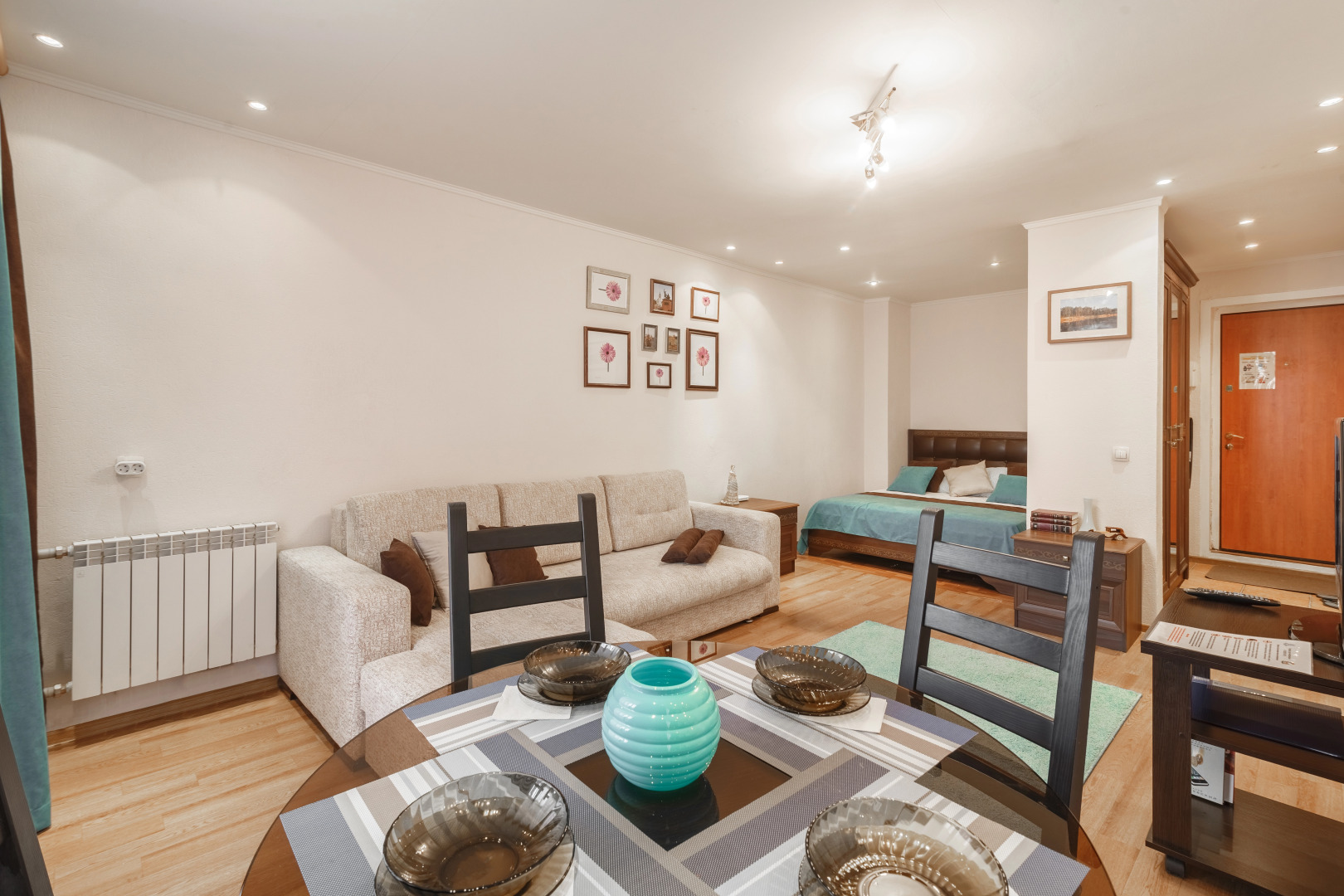 Апартаменты на Большой Покровской 73 в самом центре. Сова-Дом