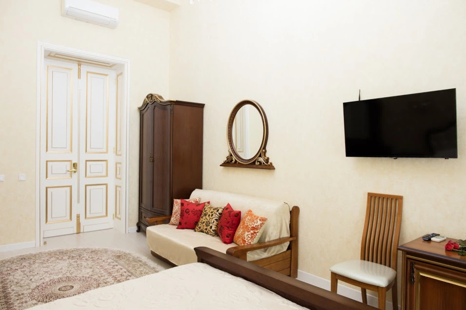 Гостиница De Versal