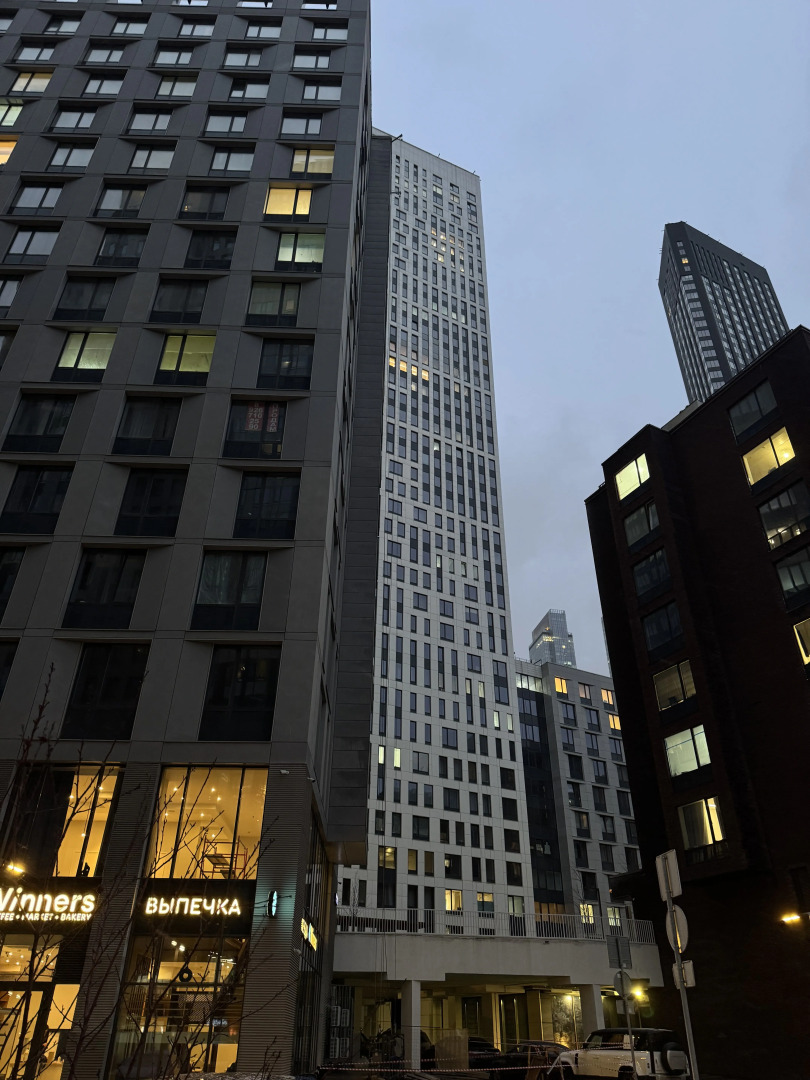 Квартира Современная студия среди высоток