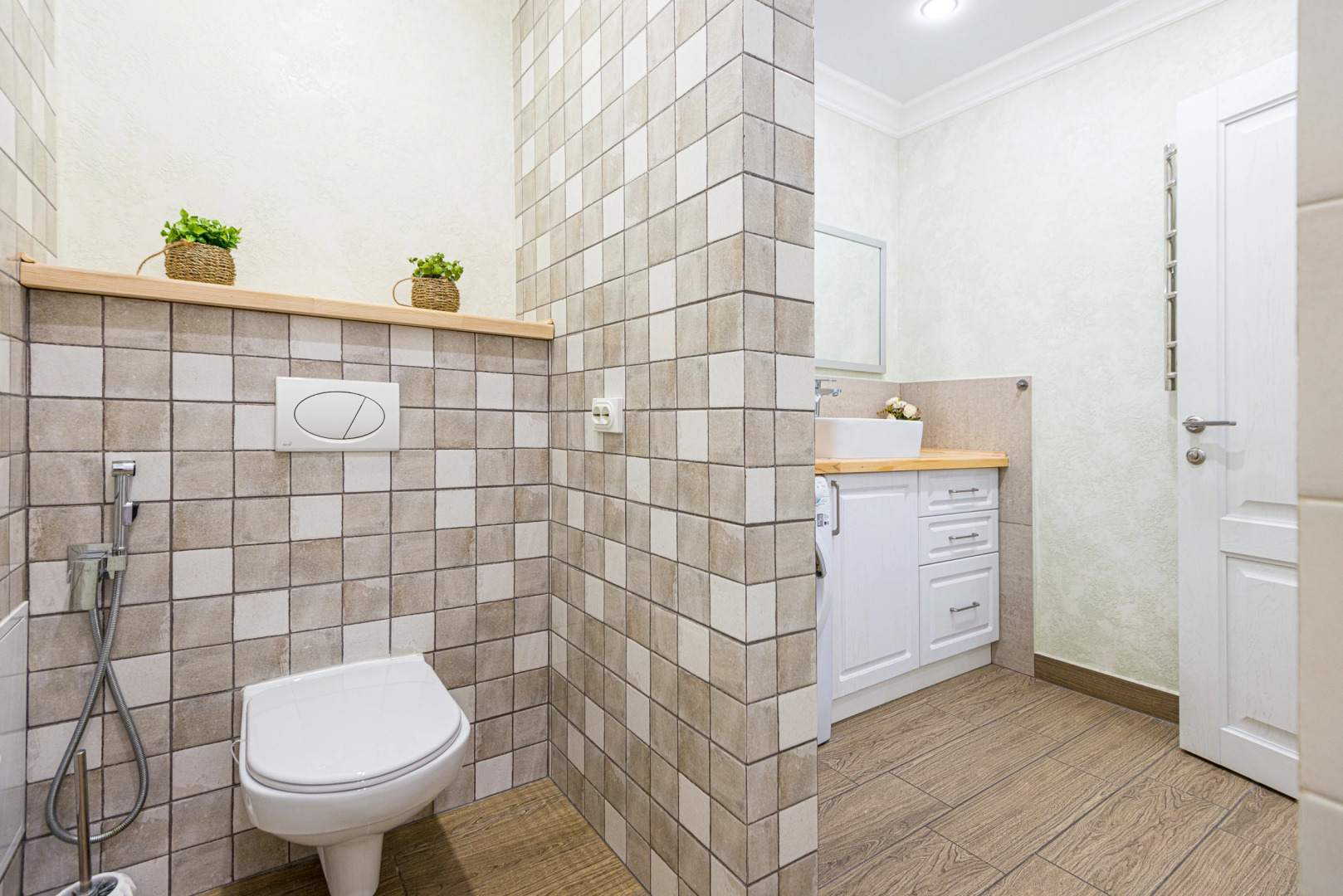 Квартира 3-к в новом мкр. Университет от RentAp, 6 сп.мест