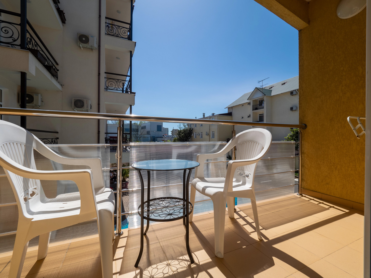 Апартаменты У Моря С Бассейном в ЖК Солнечный апр22