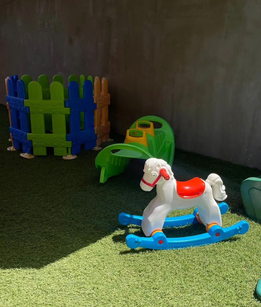 Отель  Wood Hotel Topál