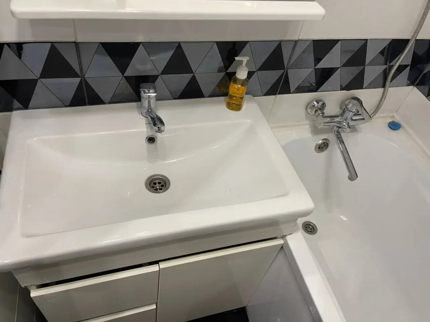 Квартира Уют. Центр. Карла Маркса 98. Посуточно