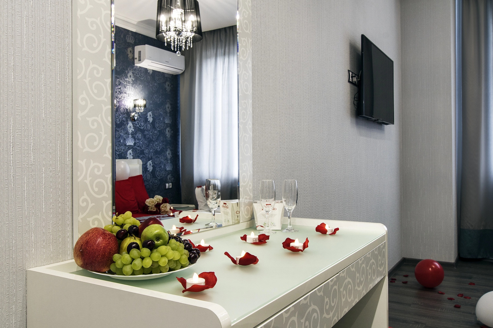 Отель Корона