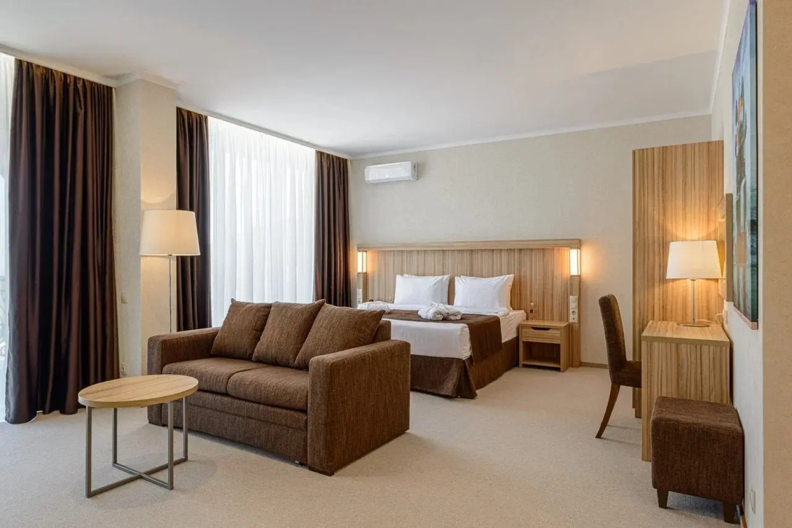 Отель Шато Пино