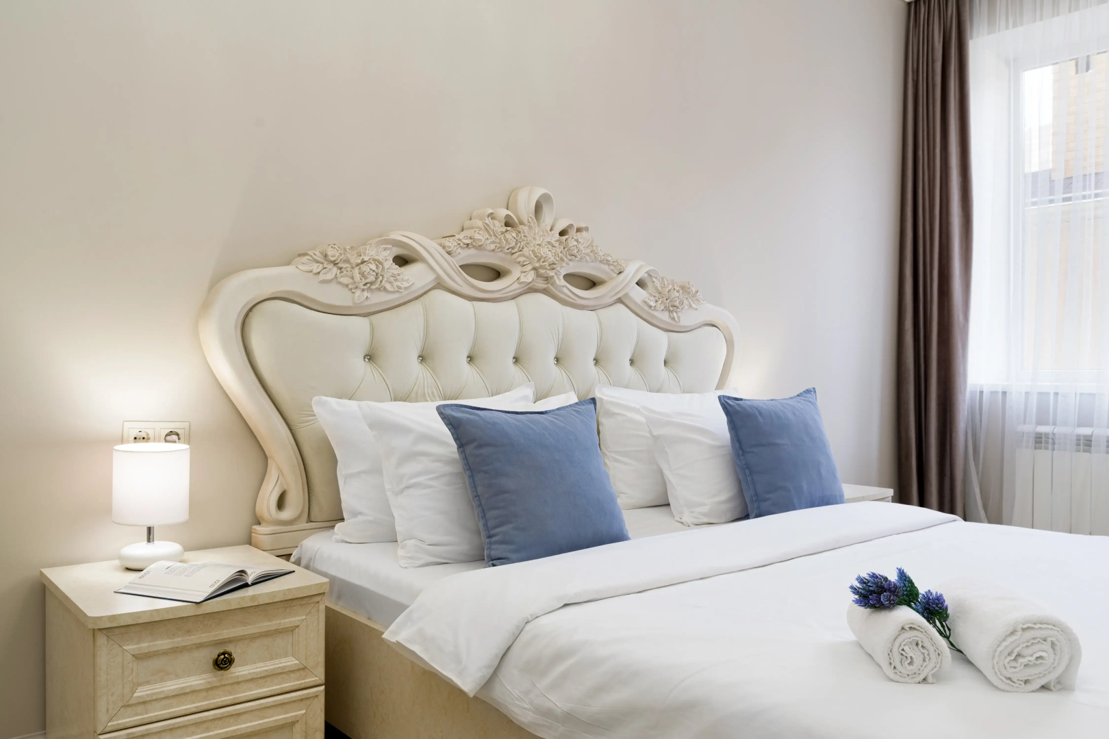Апартаменты Лилия Ирины Савельевой В самом центре у Каскадной лестницы