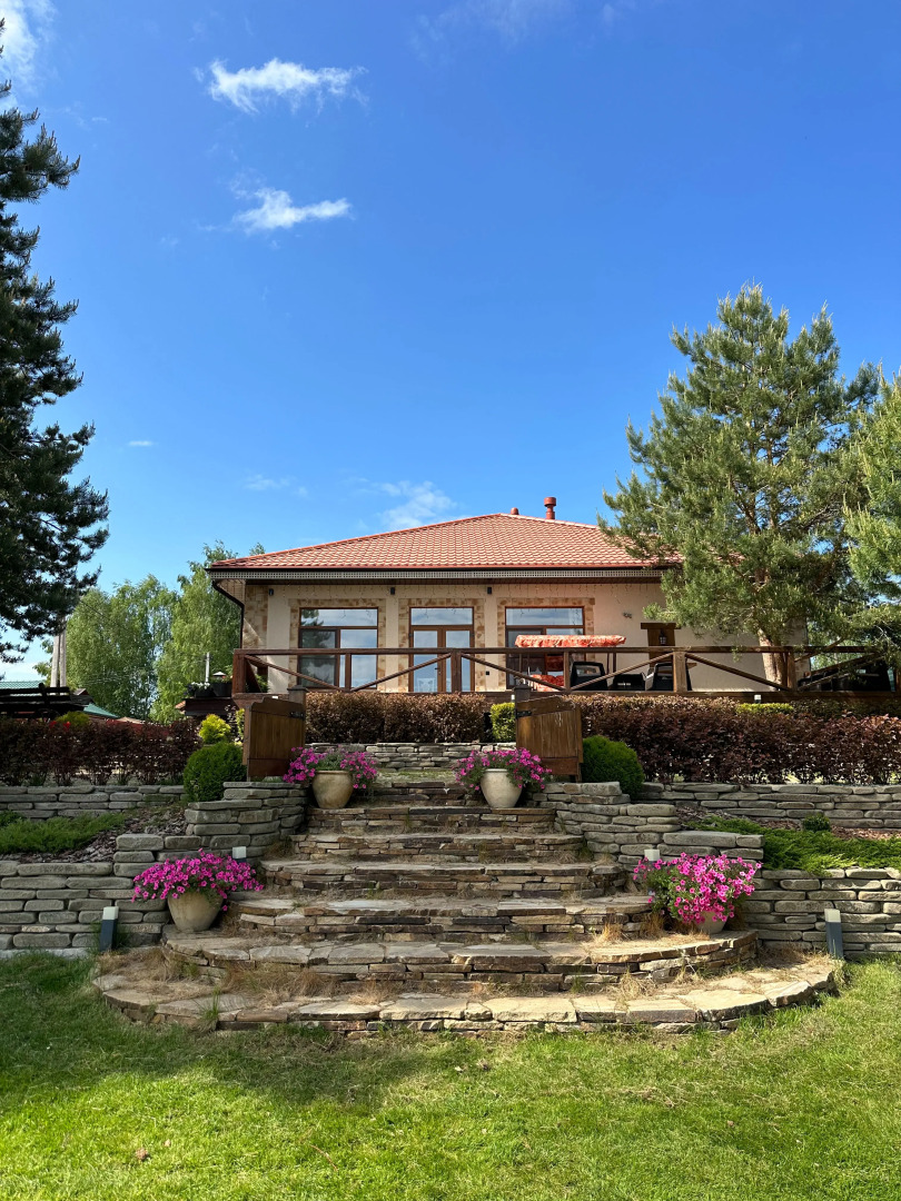 Частный дом у озера 62