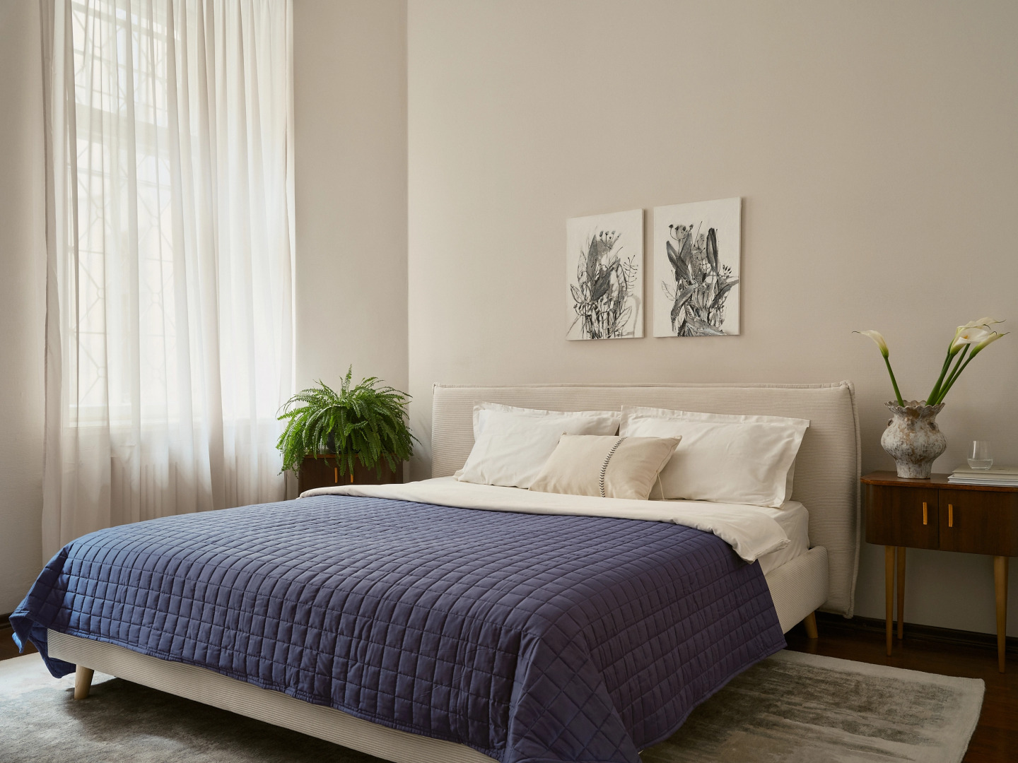 Апартаменты 170 кв. м. с 3 спальнями и видом на Австрийскую площадь