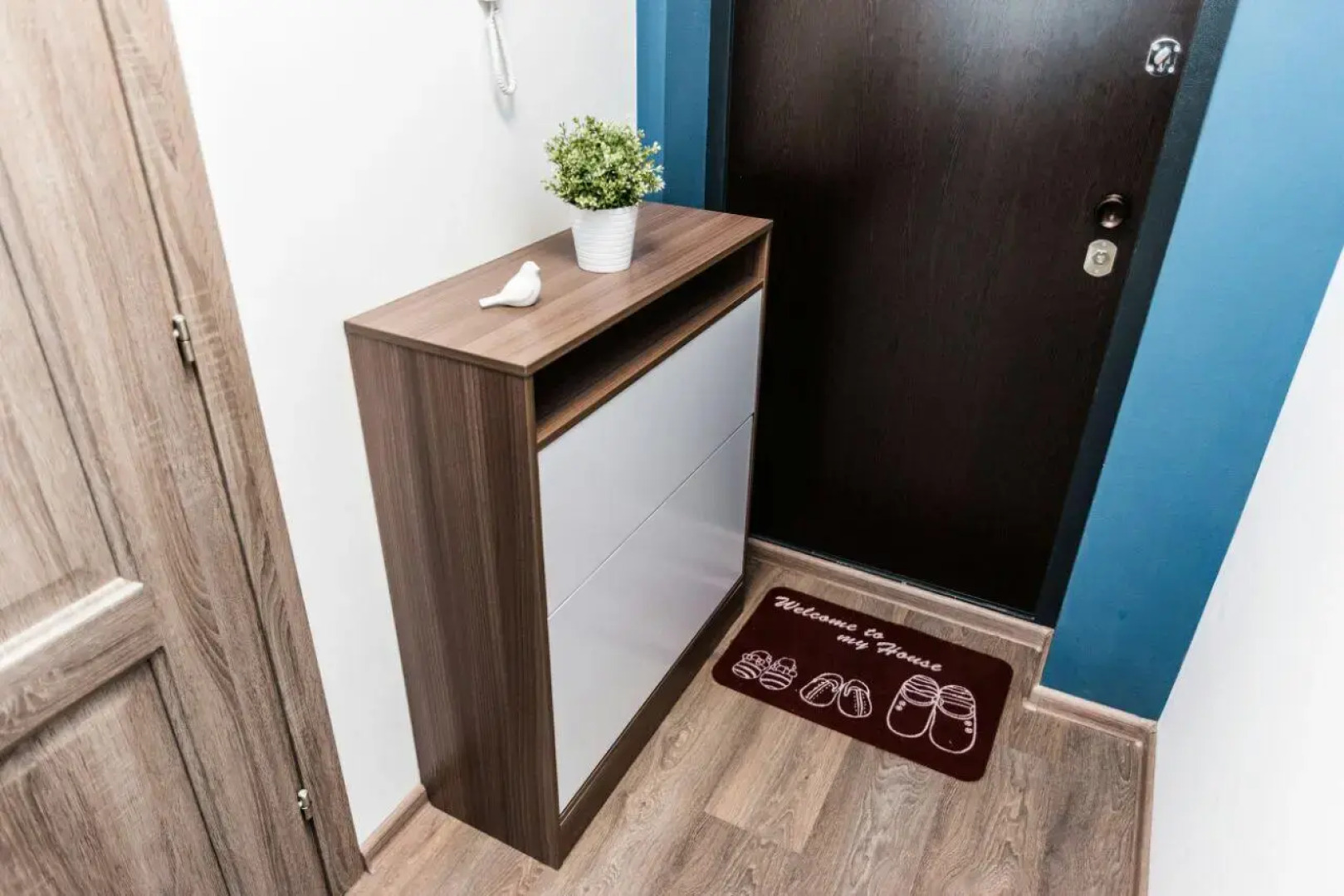 4 Апартаменты RADIUS Малышева 42А (09)