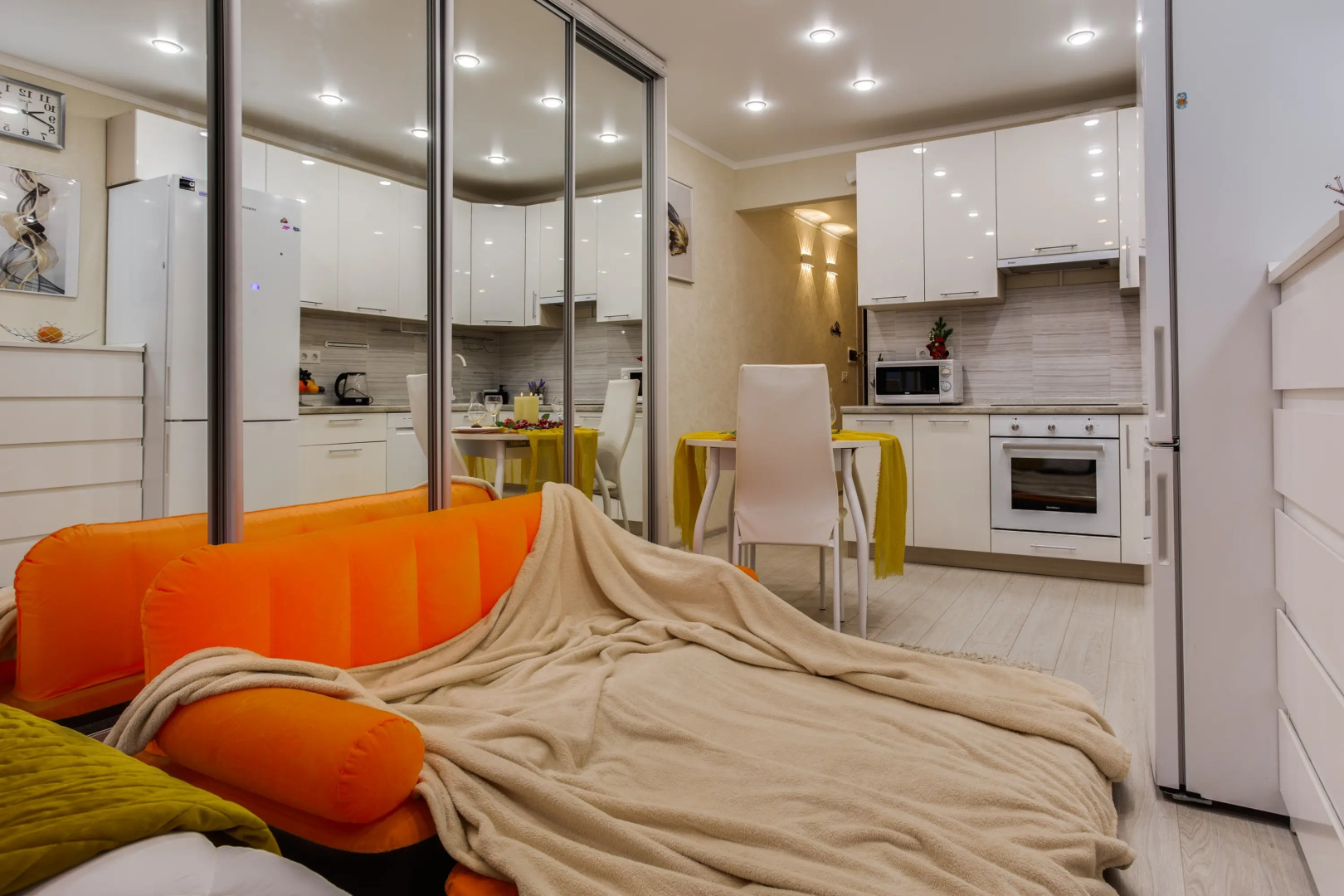 Апартаменты от UNIQUE STYLE APART24 на улице Лукино 53А