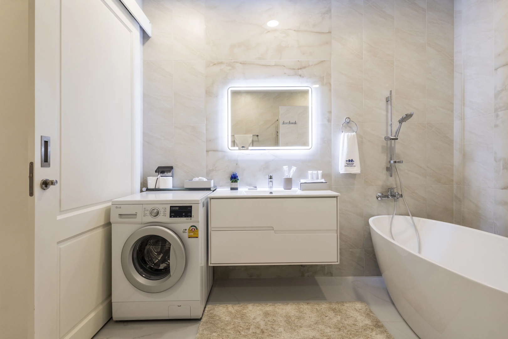 Апарт-отель Karon Beach Residence Phuket