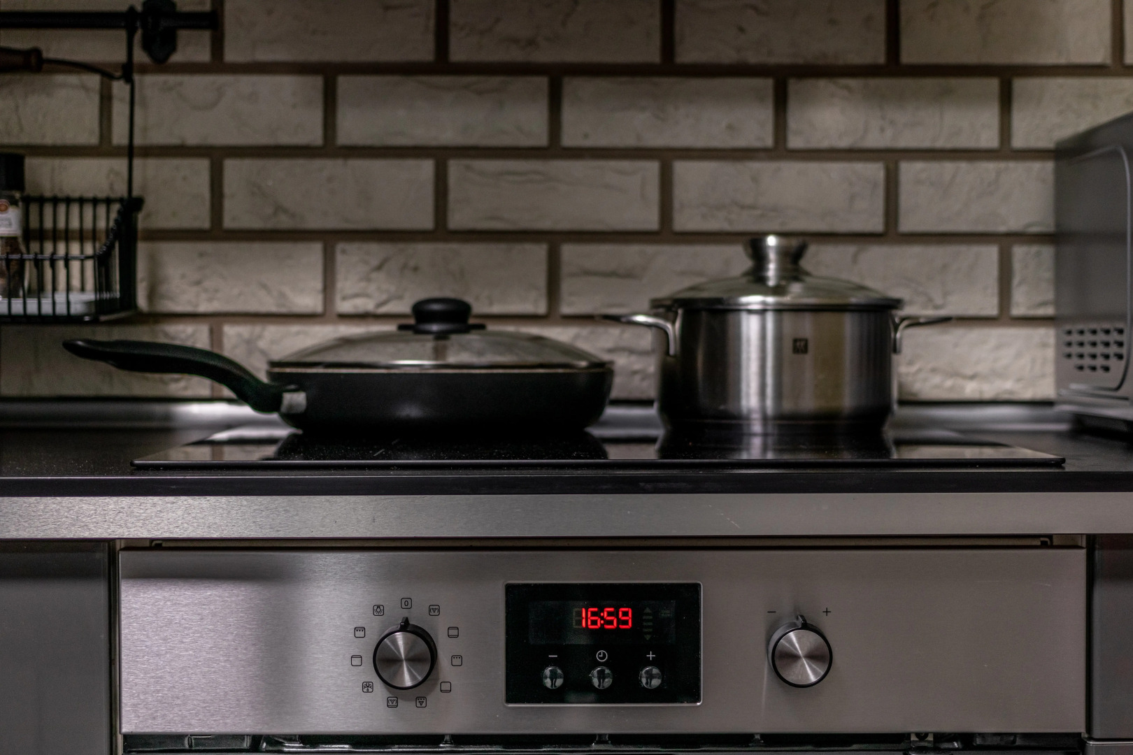 Апартаменты - Студия в Районе KMЗ