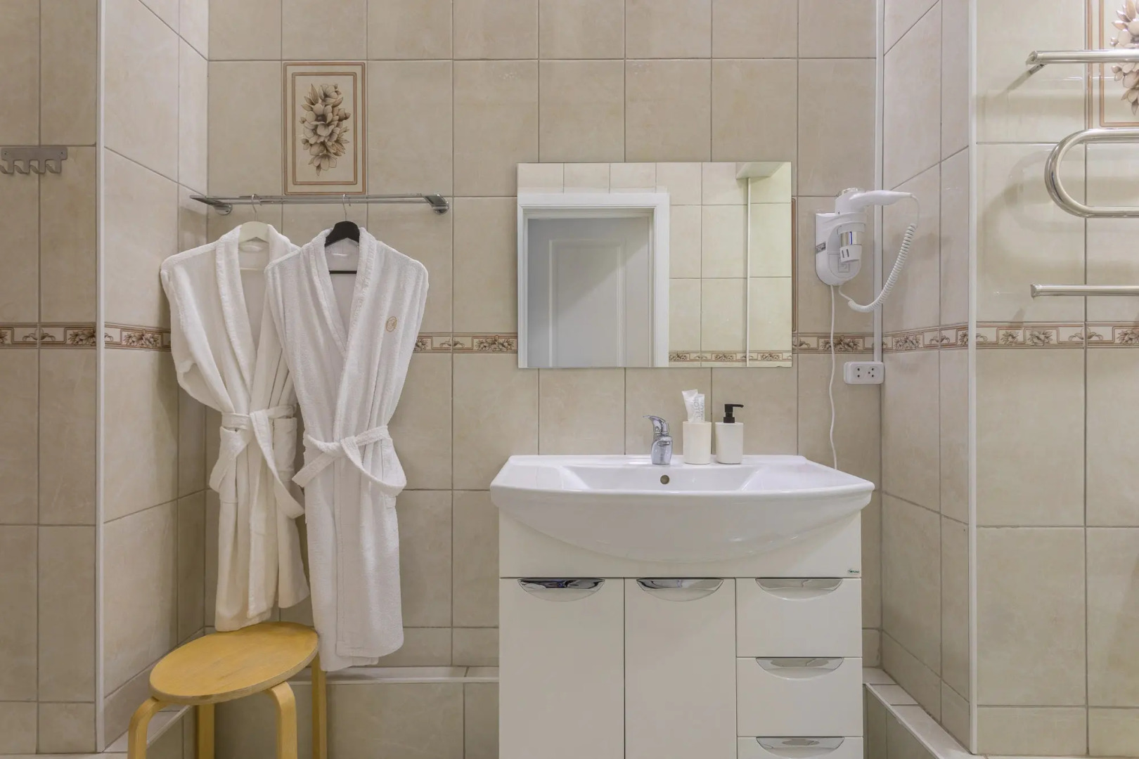 Меблированные комнаты Александр