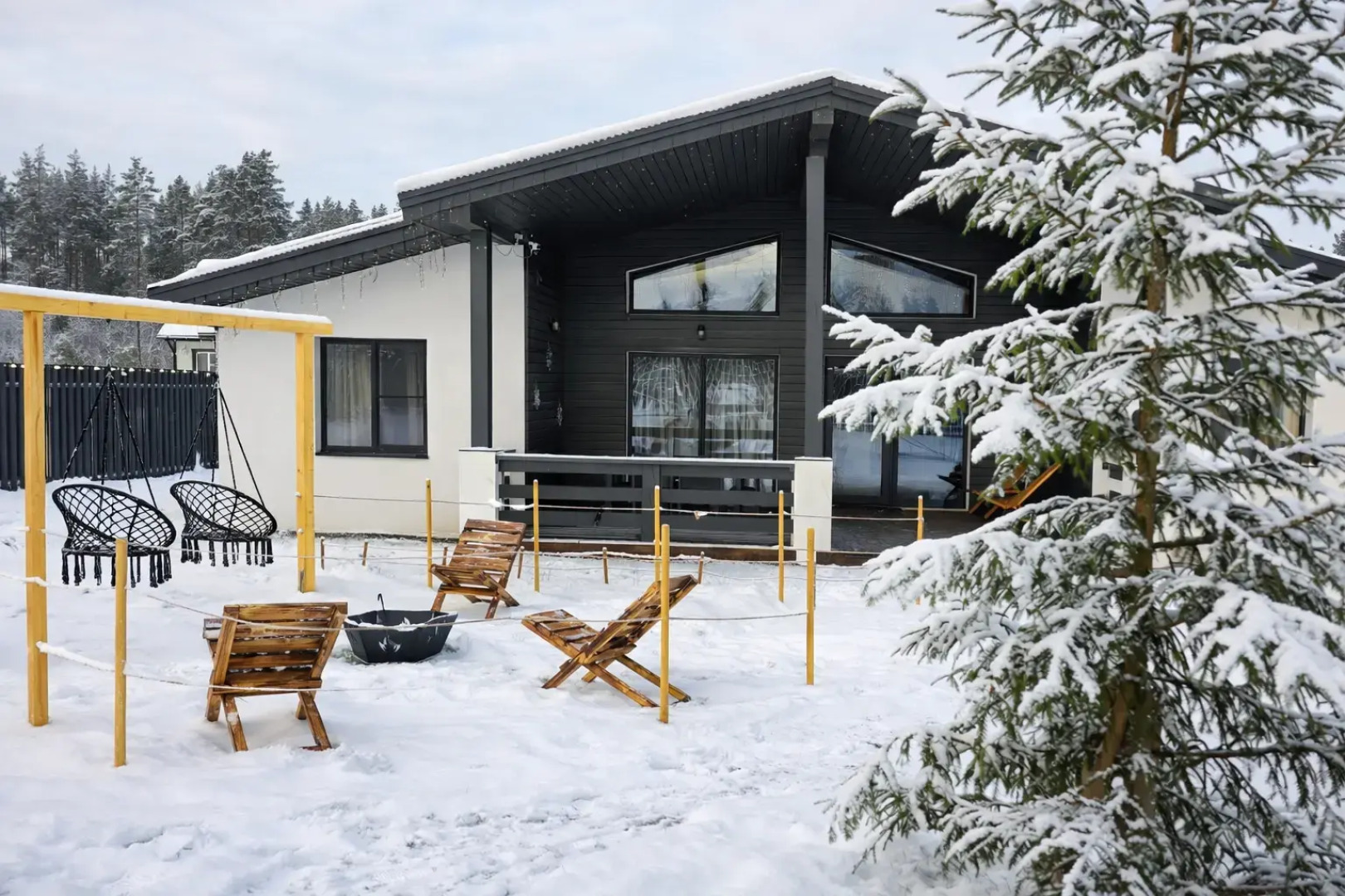 Частный дом Домик у леса рядом с Игорой