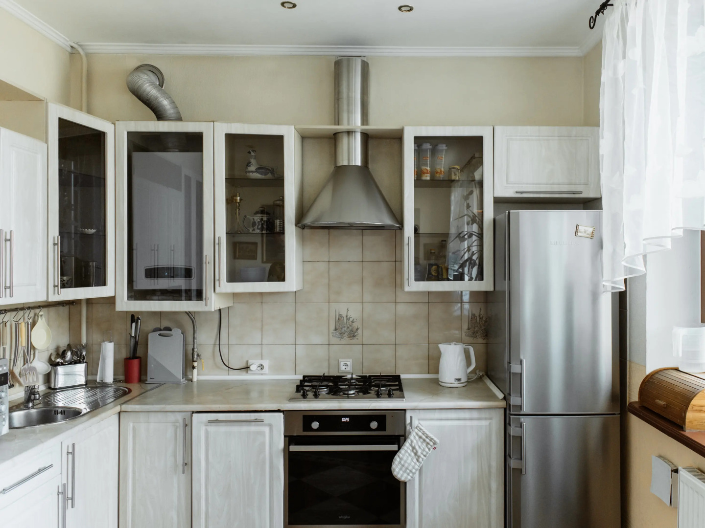 Апартаменты Трехкомнатные с камином в самом центре Новый дом