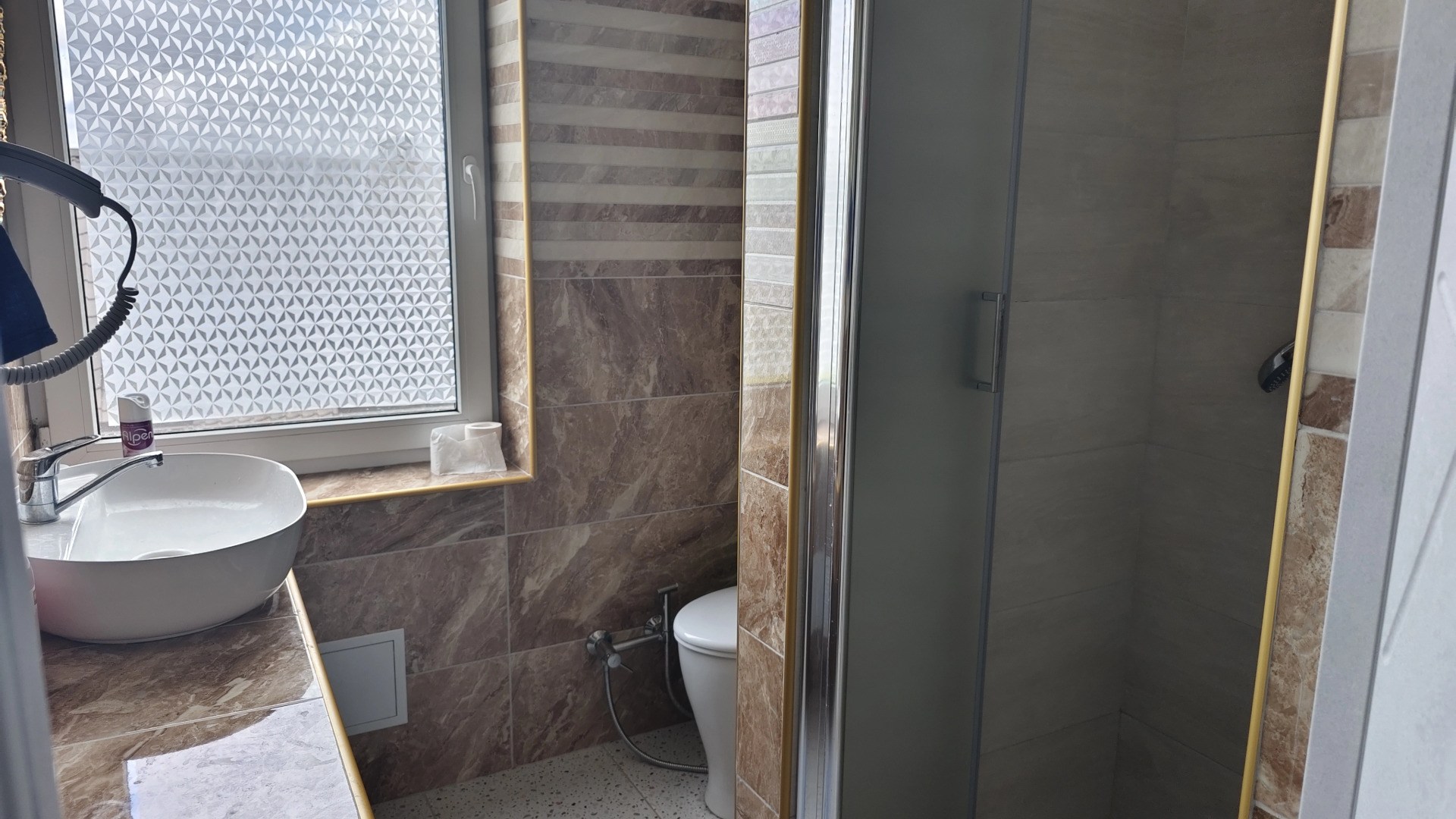 Частный дом Комнаты в 350 метрах от моря