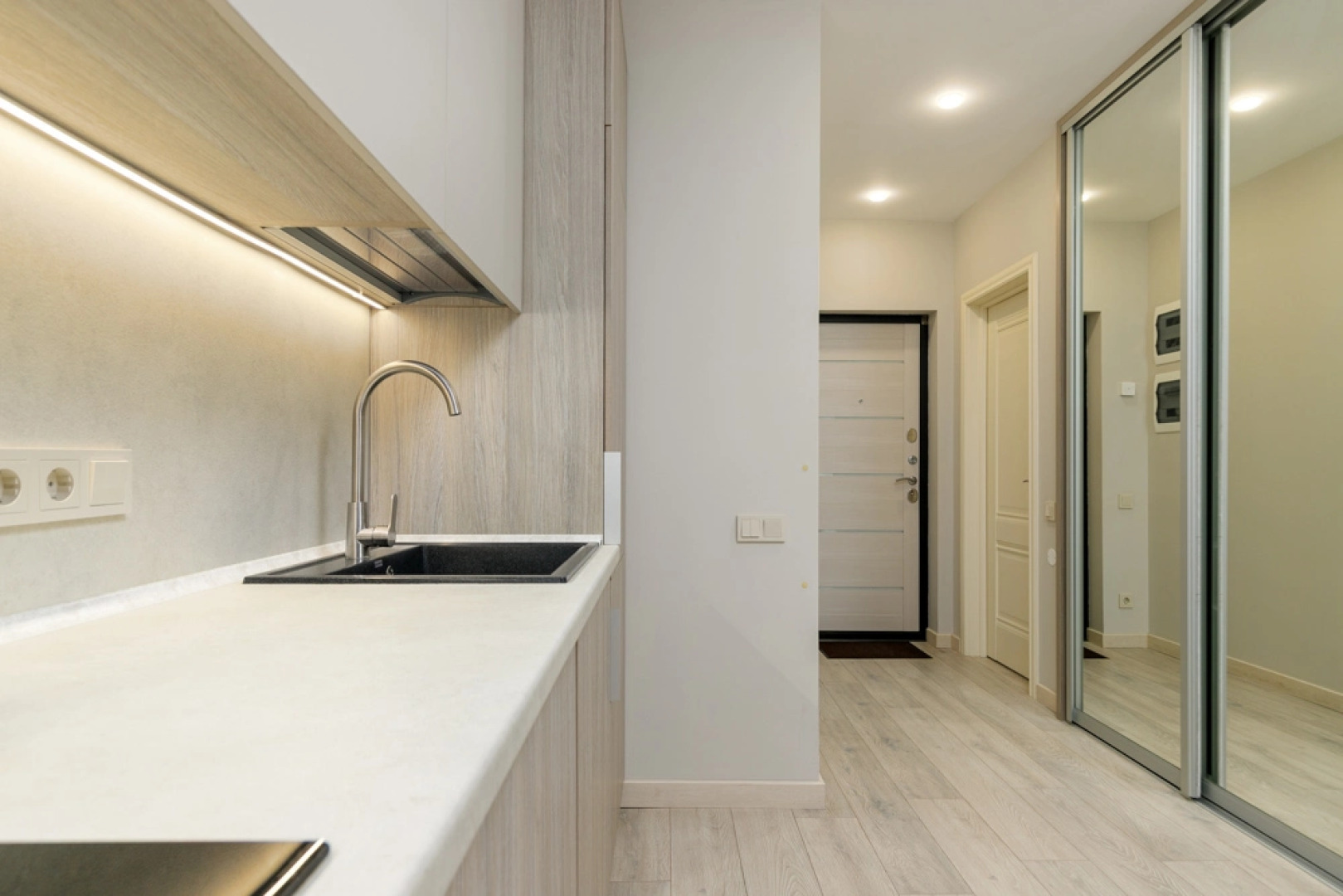 Апартаменты GeoApart Цветочная 30 2