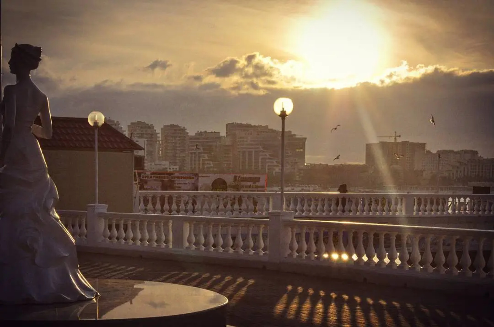 Отель Людмила