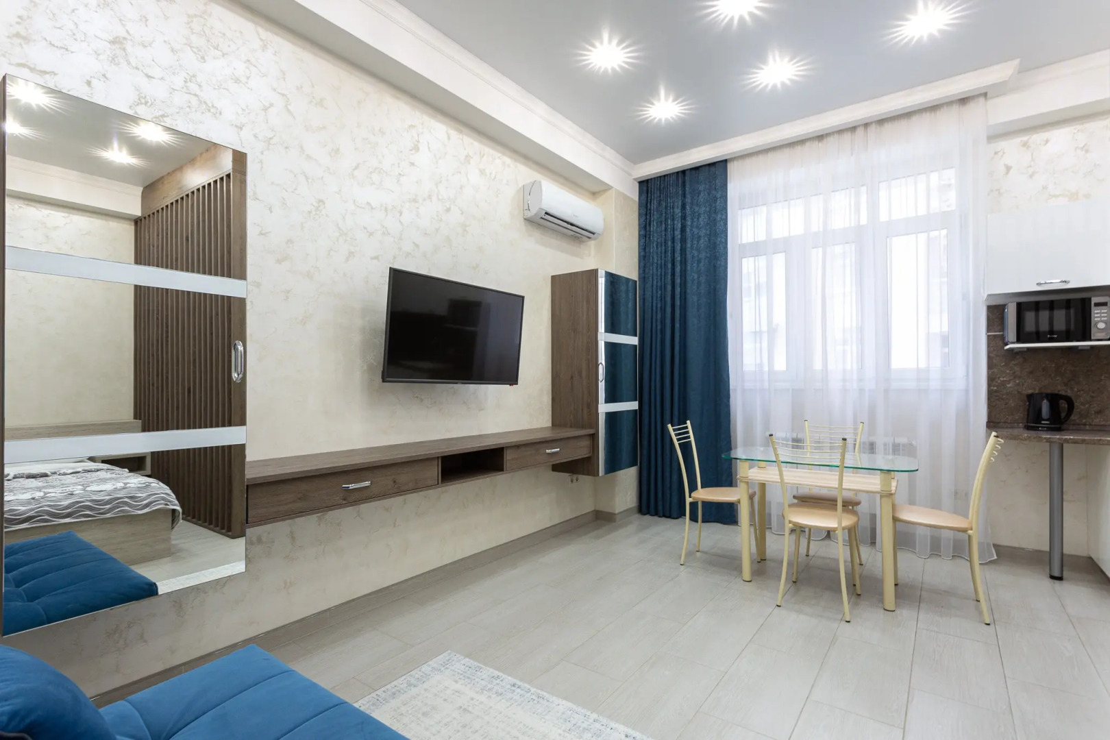 Квартира Студия вблизи Моря в ЖК Посейдон