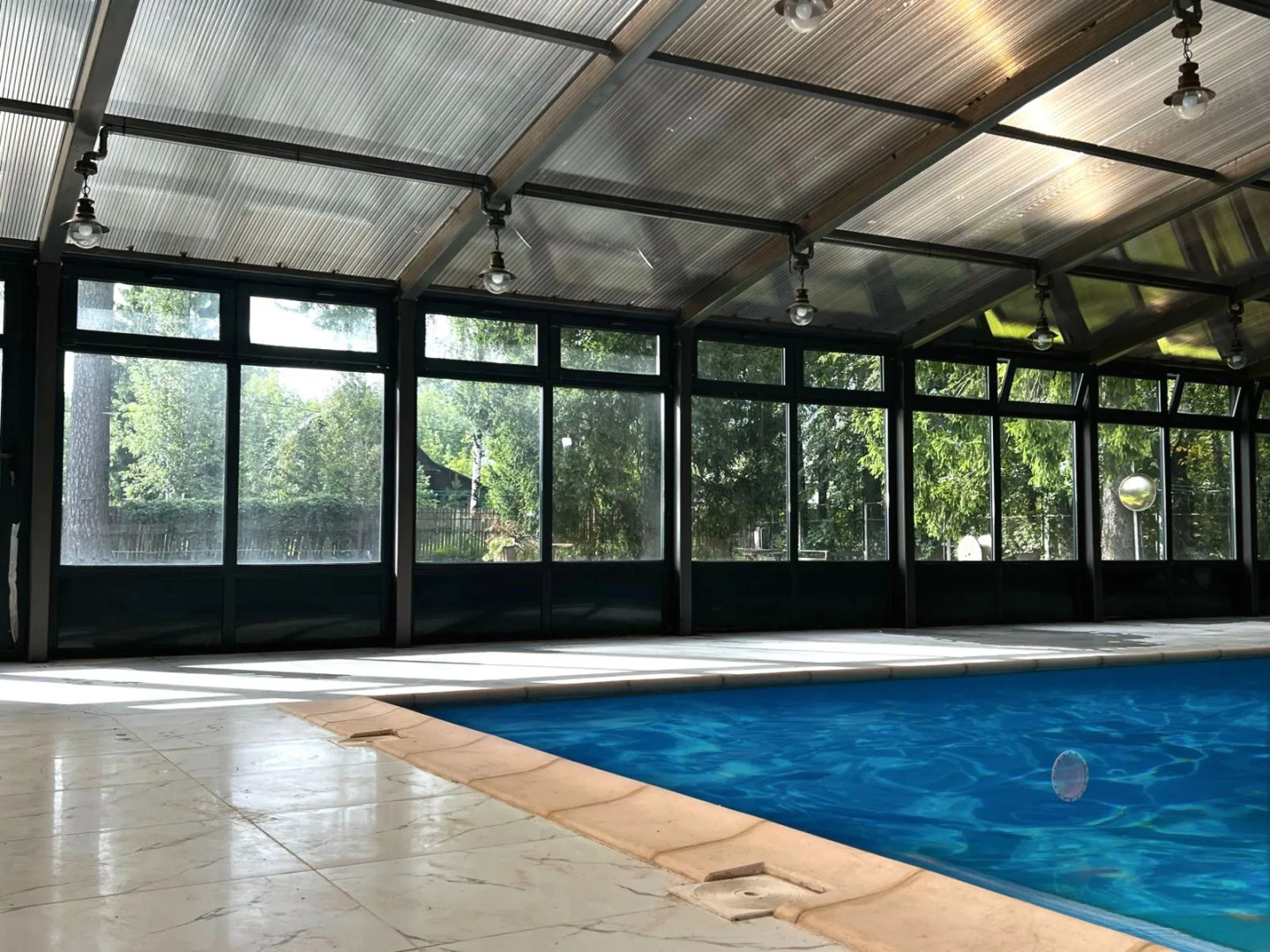 Отель Weekend Spa