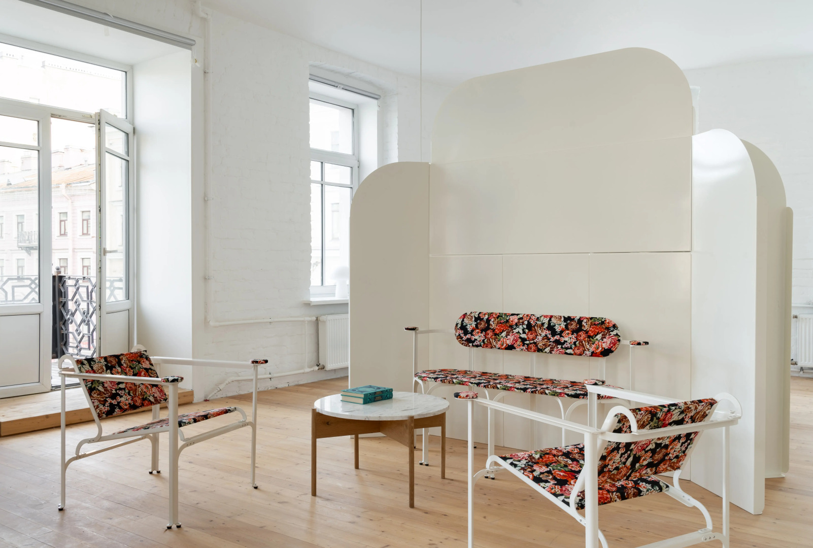 Апартаменты на Невском проспекте с двумя террасами