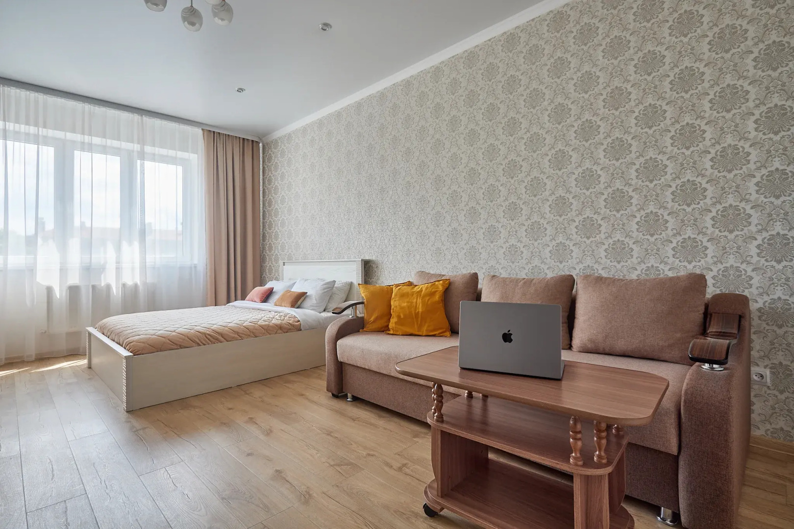 Апартаменты Apart Gallery Luxe рядом с ТРЦ Галерея