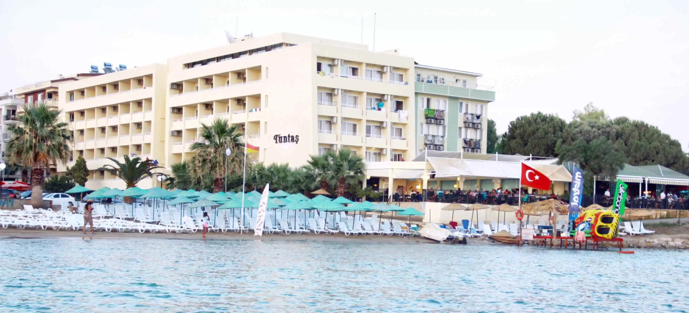 Отель Tuntas Beach Altinkum
