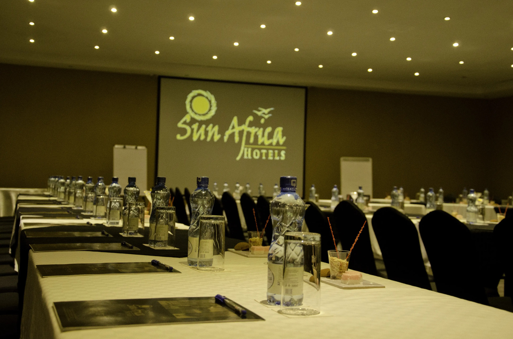 Курортный отель Muthu Lake Naivasha Country Club, Naivasha