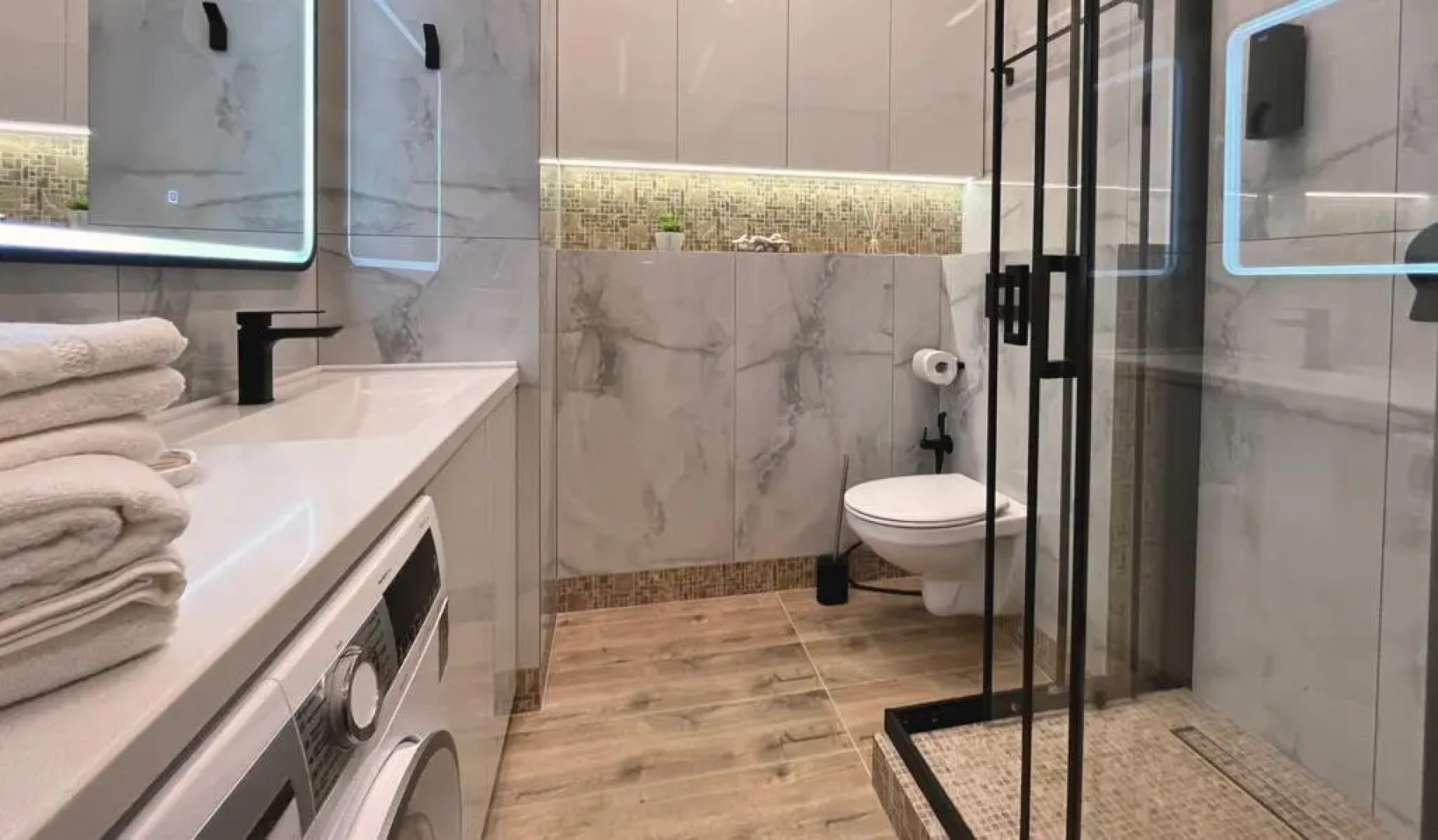 Квартира Типанова 23