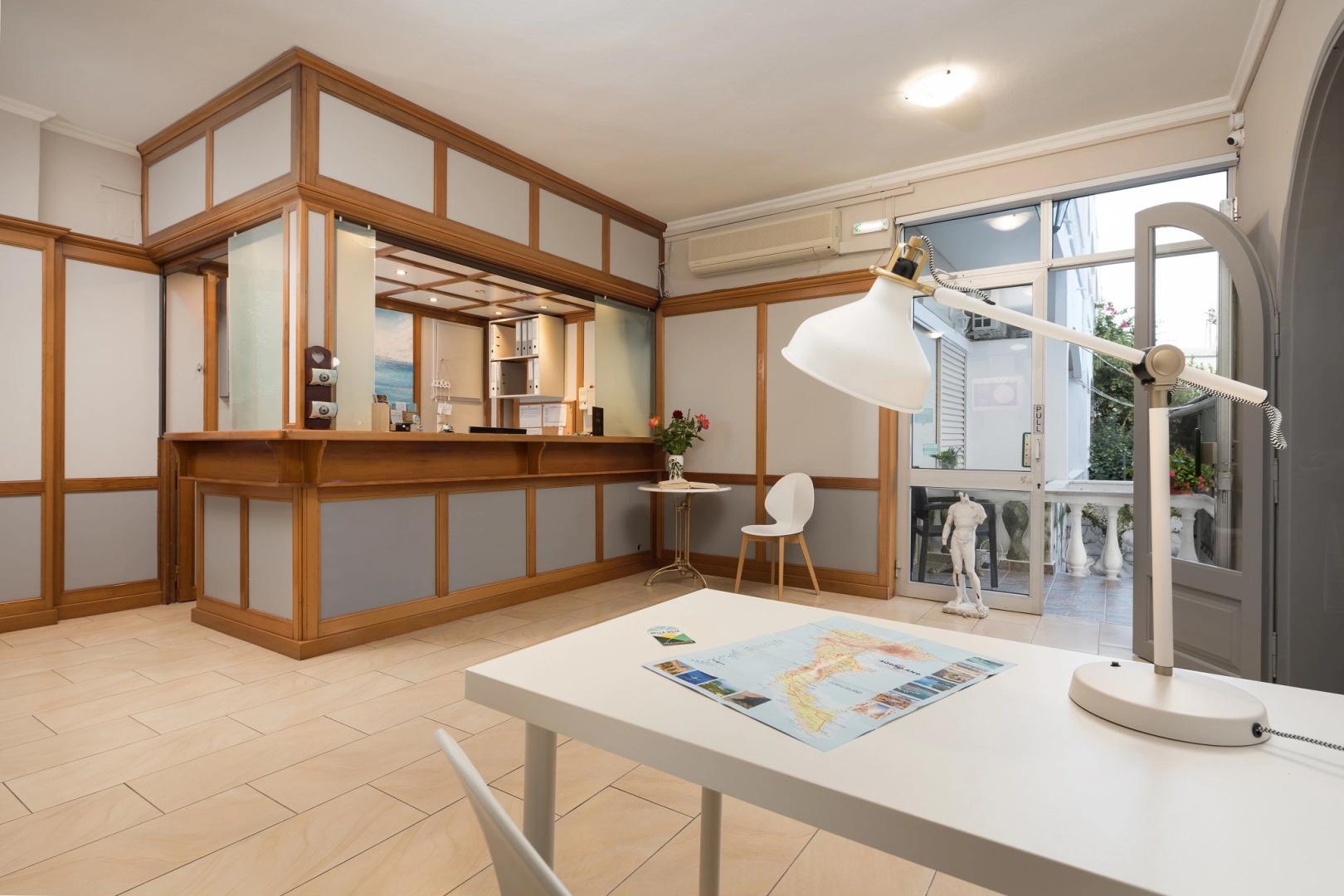 Отель Bella Vista Beach Hotel And Studios- Corfu Benitses