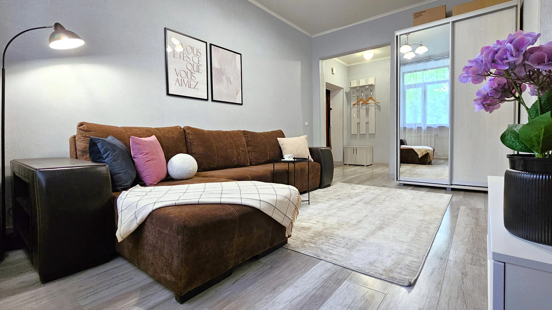 2-комн. Апартаменты в самом центре города (Цветной бульвар)