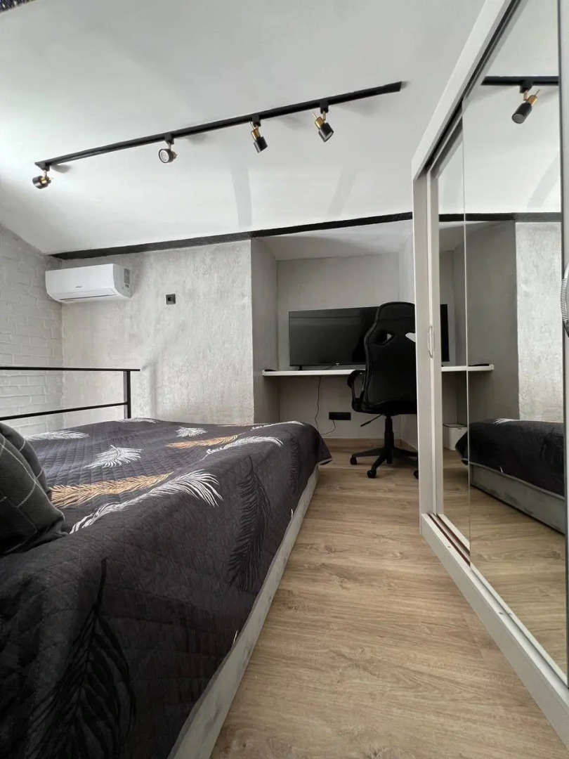 Апартаменты Уютная студия Grey Cat у Набережной реки Яузы