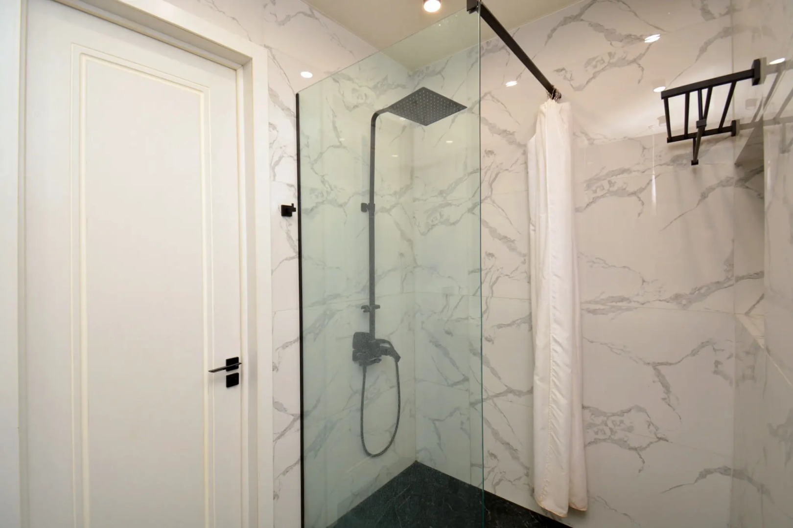 Квартира A&M White New Building