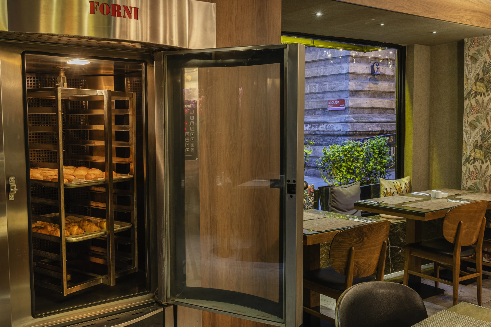 Ayramin Deluxe Hotel