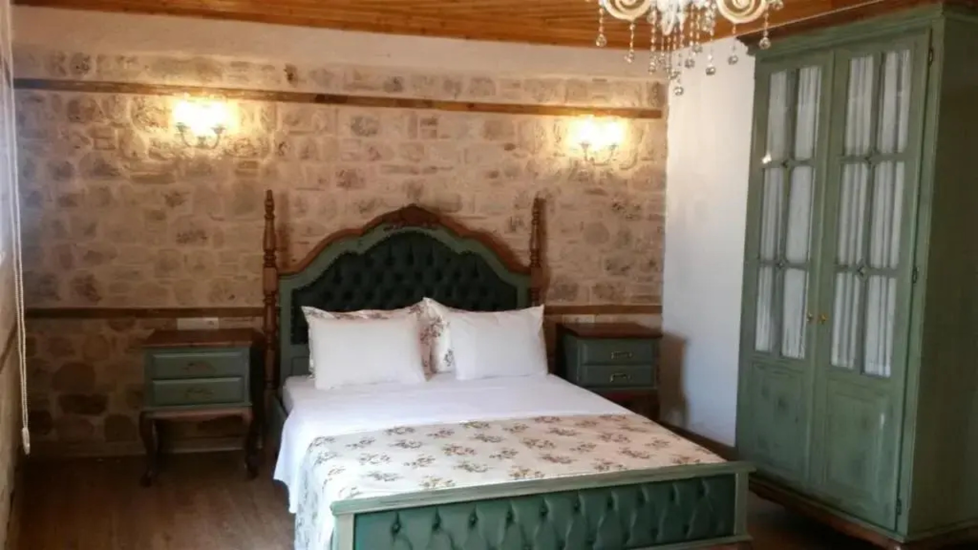 Отель White Garden