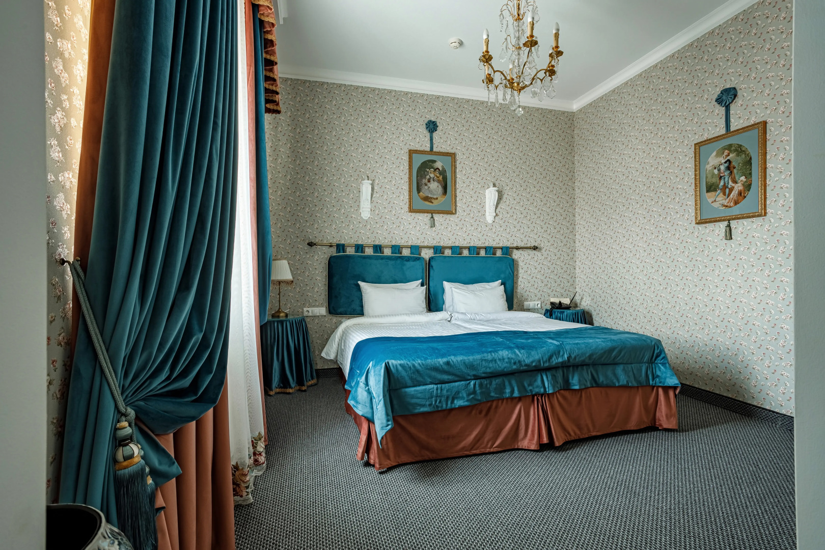 Отель Бристоль