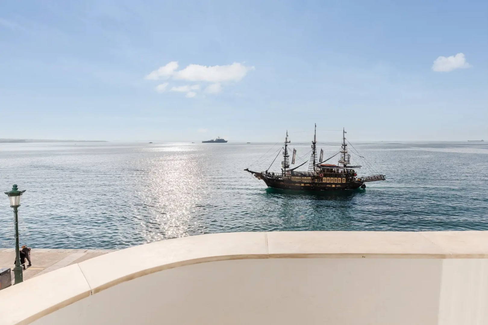 Апар-отель Infinity & Beyond by halu Seafront apartments