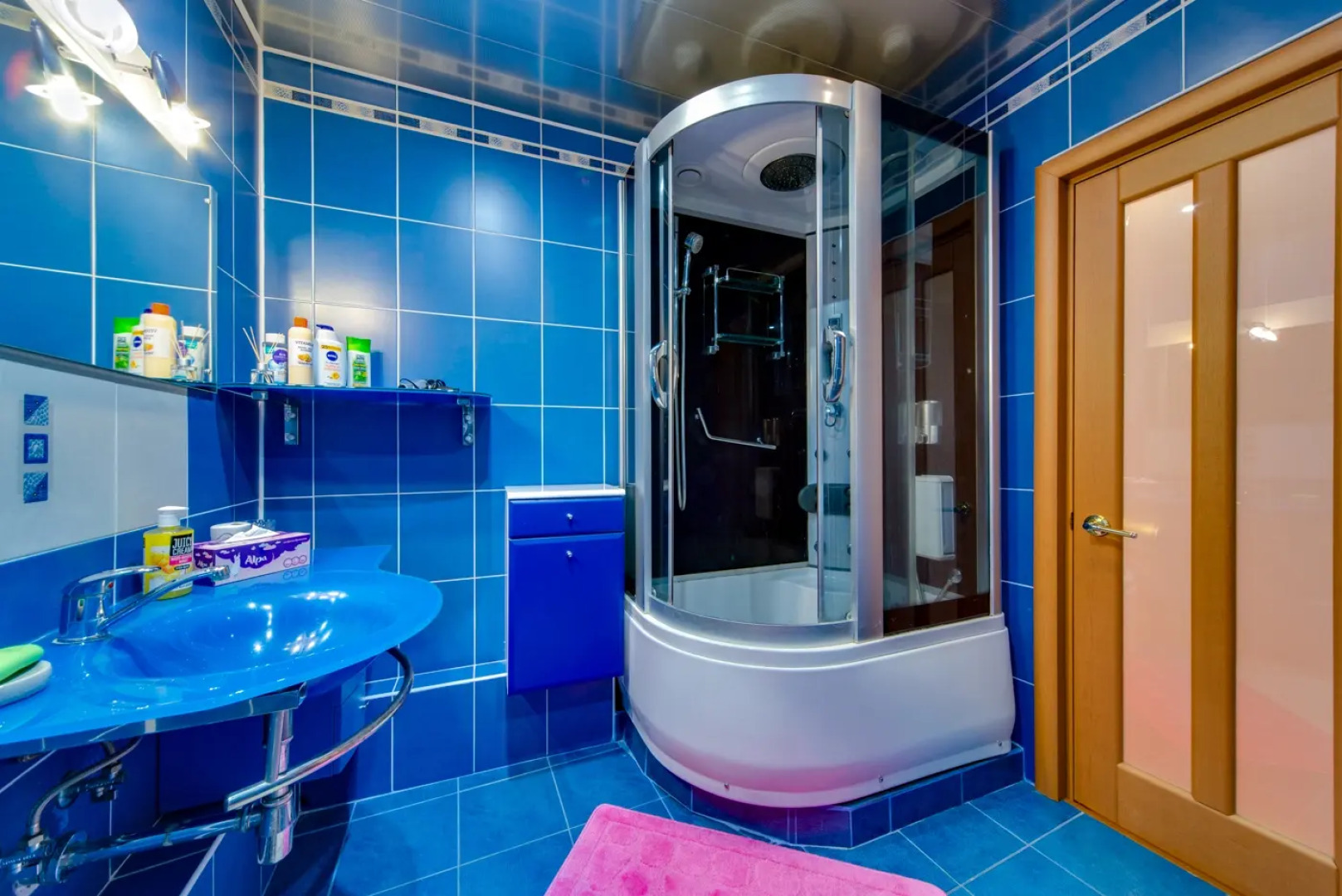 Уютные Двухкомнатные апартаменты на Стаханова 40