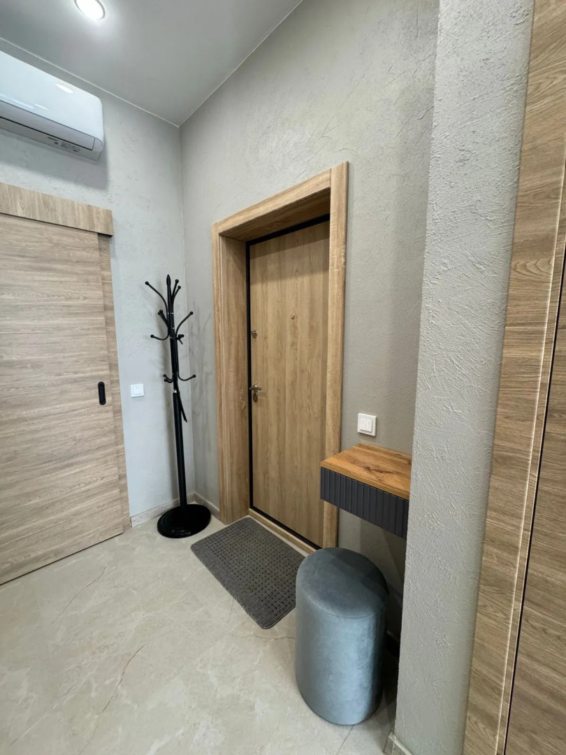 Апартаменты Светлые в Новостройке на Толстого