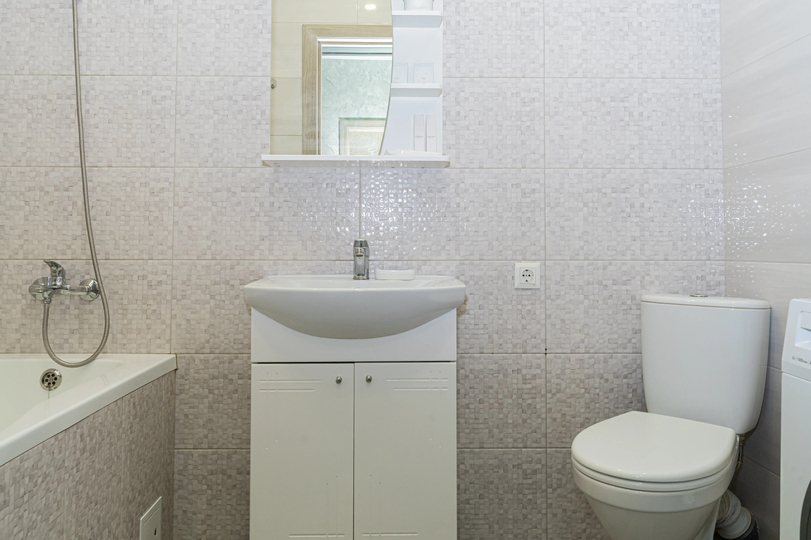 Квартира ЛЮКС Посуточно в ЖК Жигулина Роща