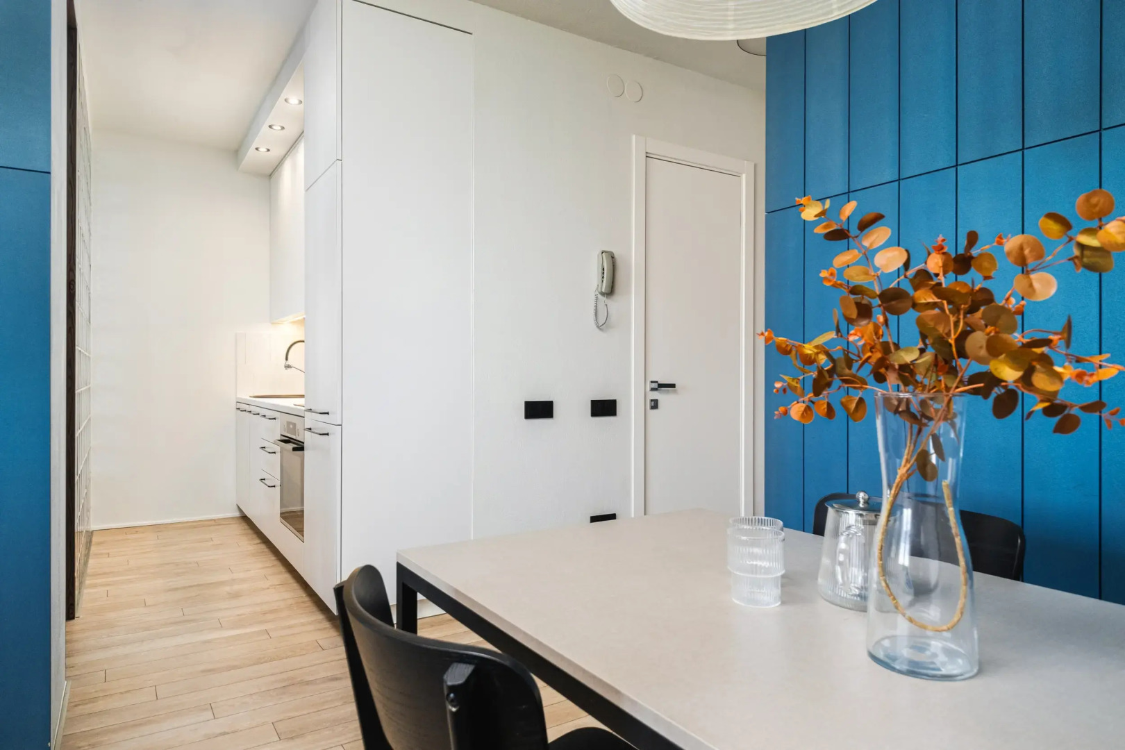 Апартаменты с захватывающим видом на проспект Дзержинского