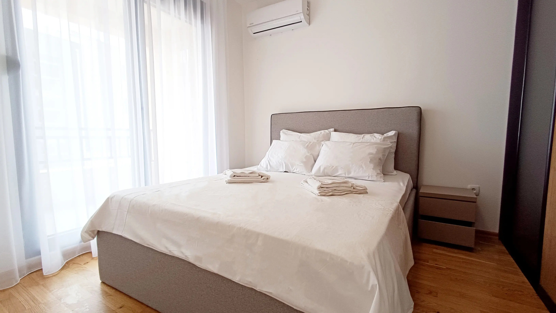 Harbor Sunset Suites Apartments