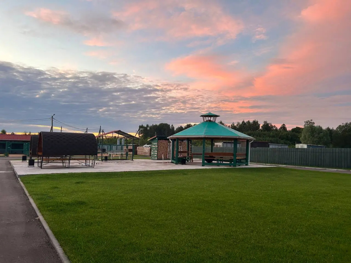 Отель Зеленая Долина