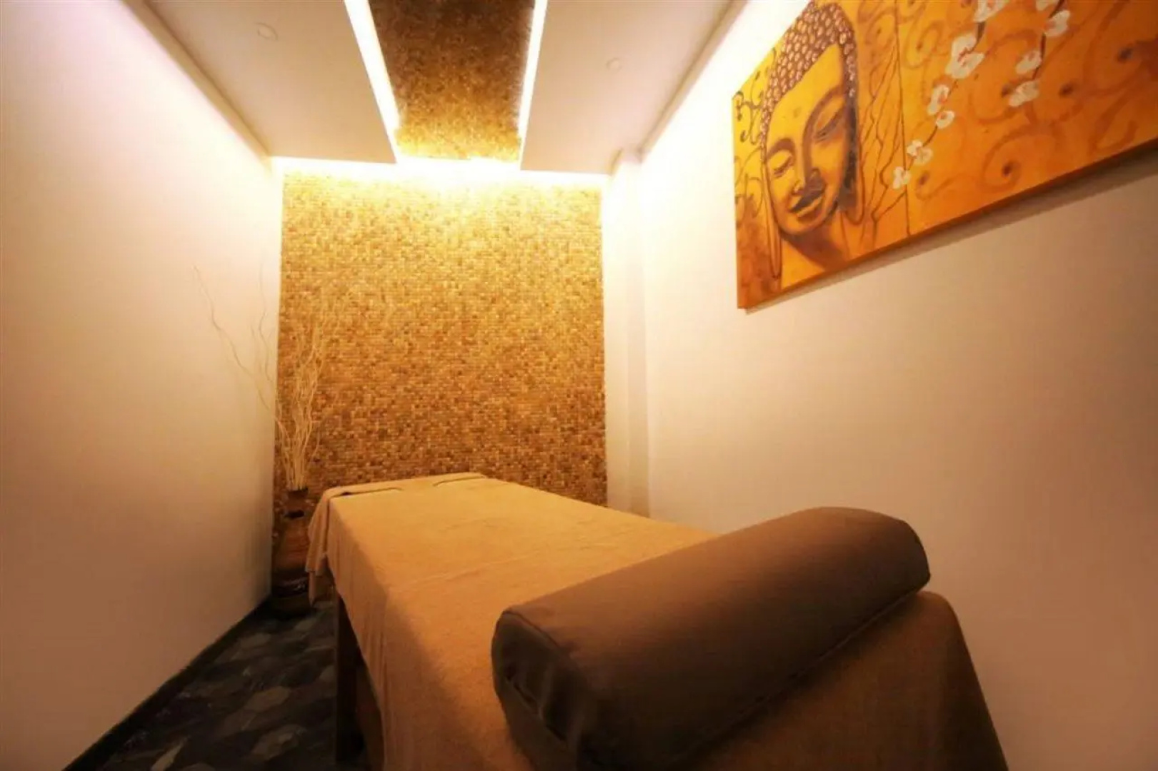 Отель Sey Beach Hotel & Spa