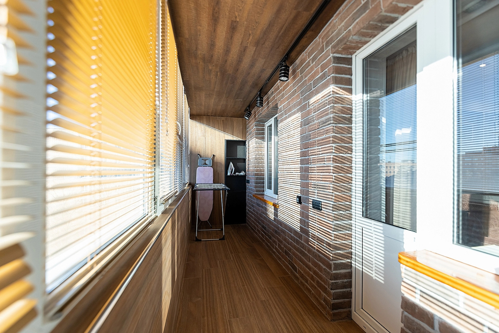 Тихие апартаменты  в центре города, ул.Горького 154. Сова-Дом